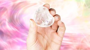 Read more about the article Best Crystal Healing Courses, Classes & Certification [2022]