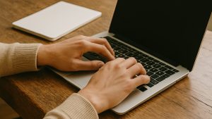 Read more about the article Struggling To Focus? Here’s What Finally Worked For Me